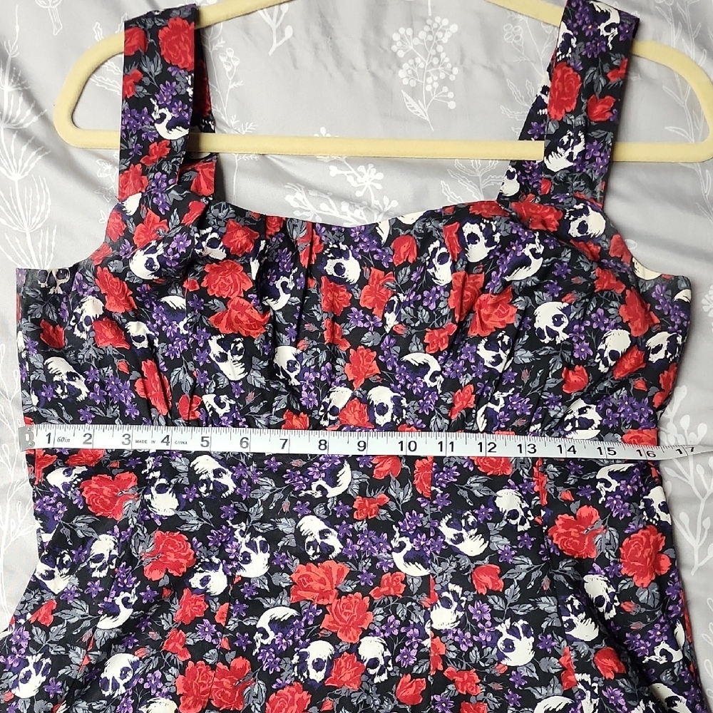 Hot Topic Dress - Picture 2 of 5